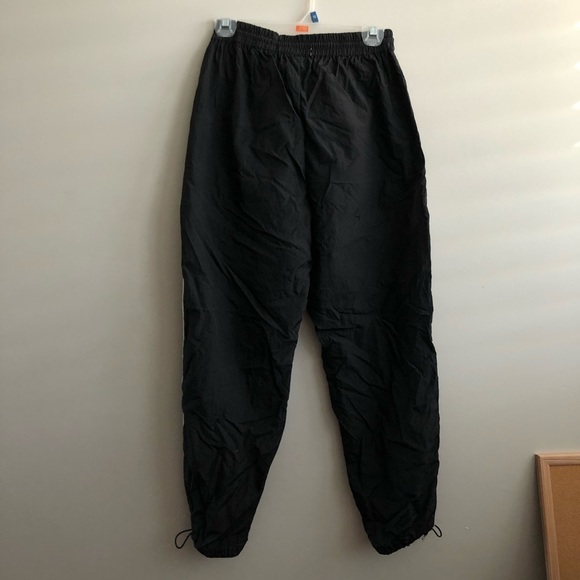 windbreaker trackpants - Picture 2 of 2